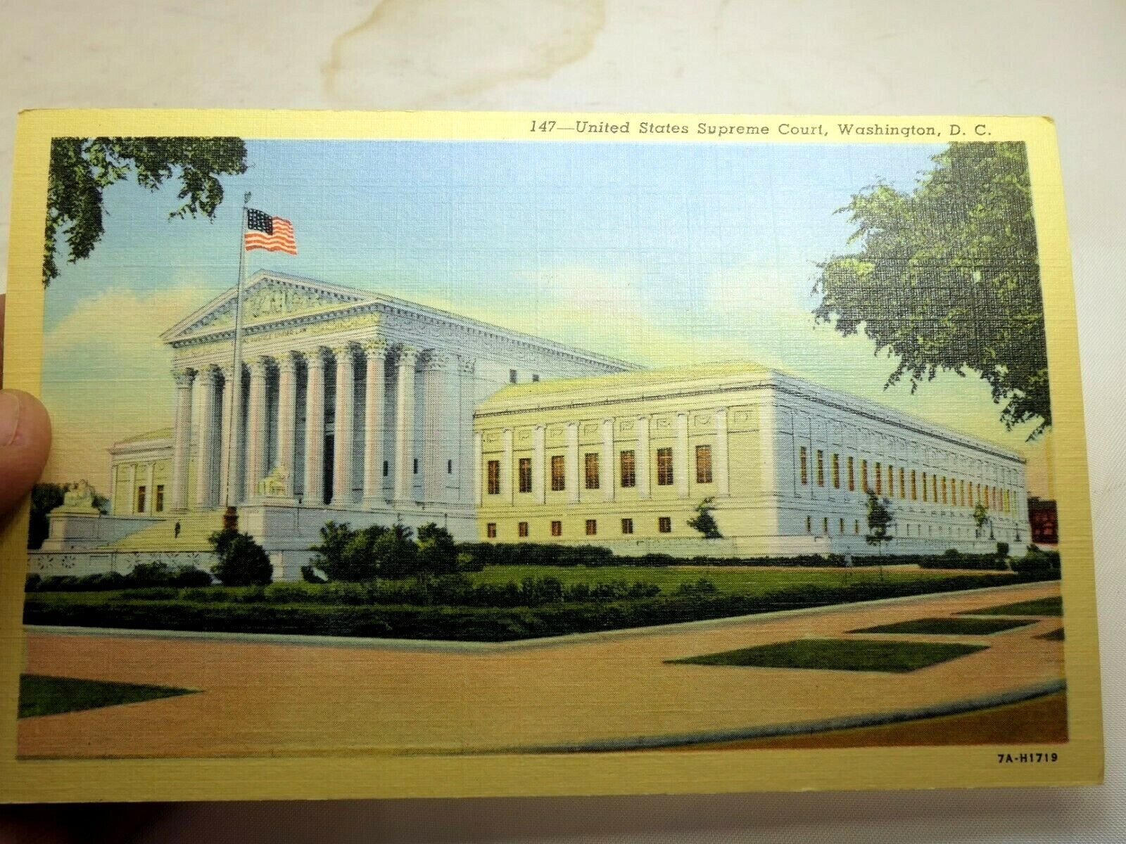 Postcard united states supreme court washington dc linen 1940's 147 us capitol