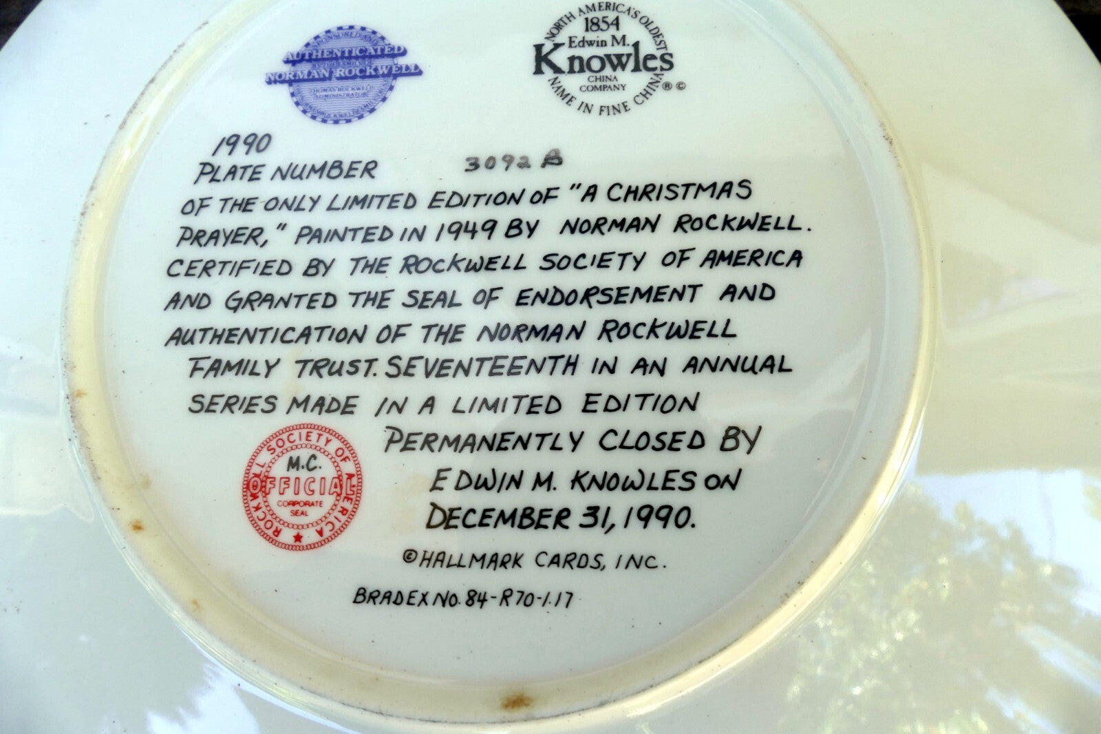 NORMAN ROCKWELL "A Christmas Prayer" Plate 1990 84-R70-1.17 Limited Edition