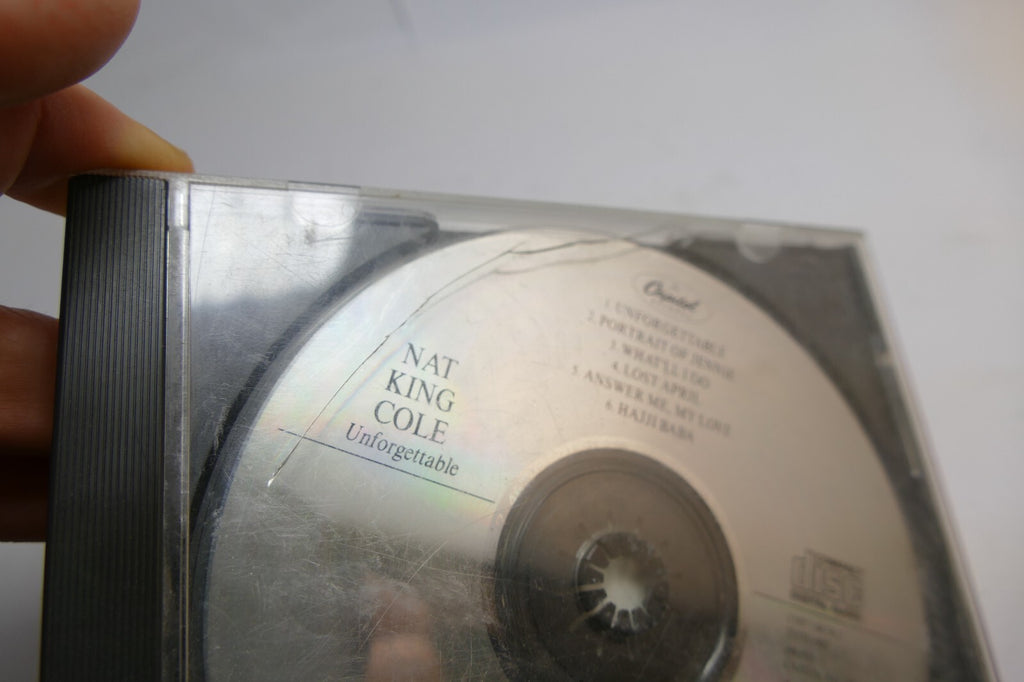 Nat 'king' Cole - Unforgettable CD (1989) Fair Condition  Capitol Records USA