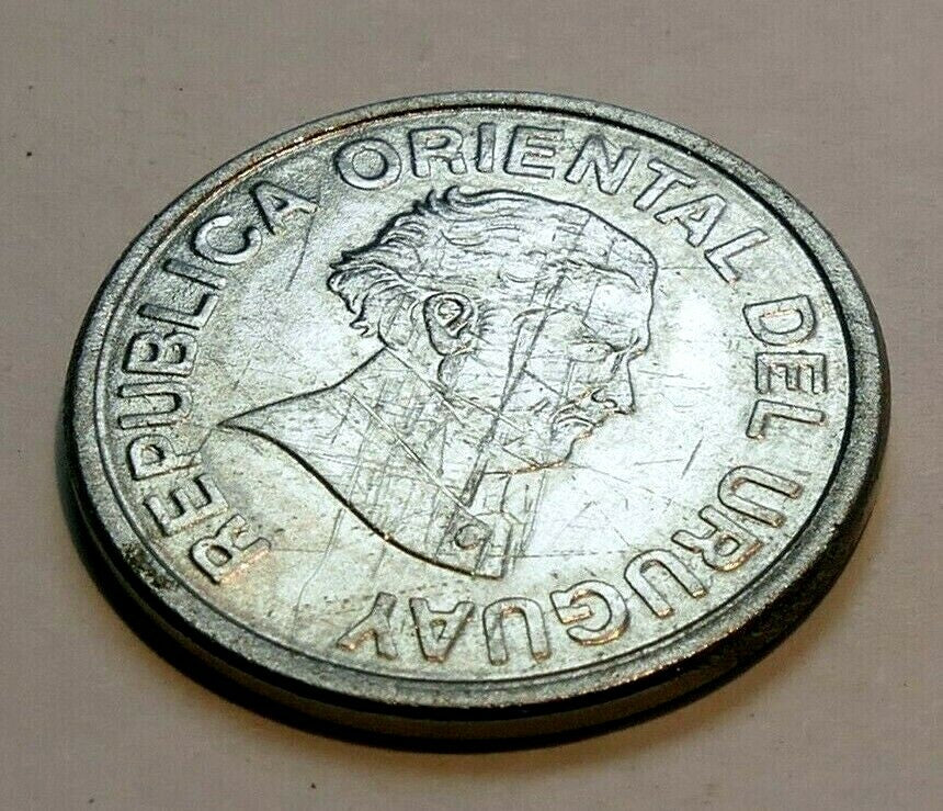 Republica oriental del uruguay coin 50 centesimos 1994