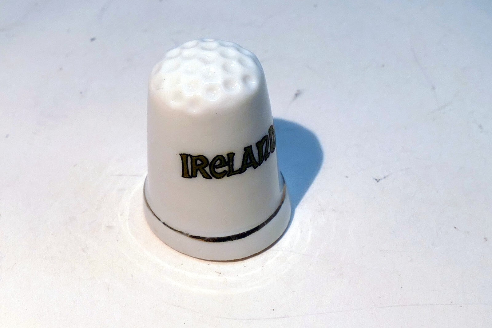 Porcelain Thimble Souvenir Ireland Shamrock  Clover