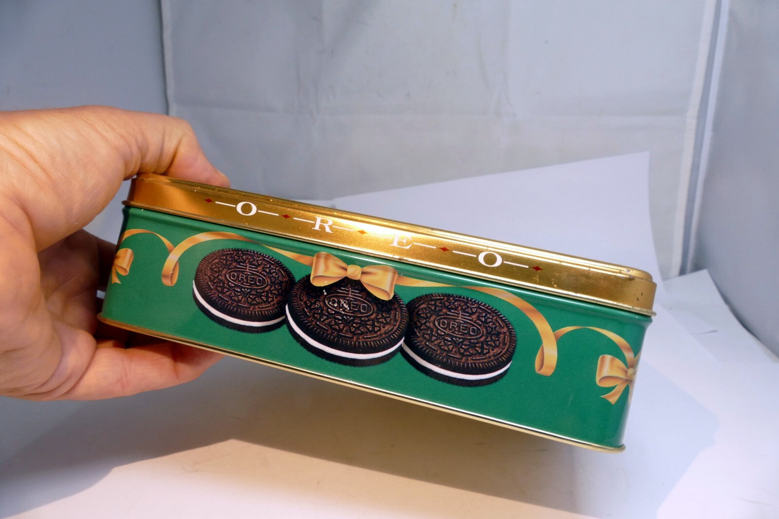 Oreo  Cookie Christmas Eve Tin empty container Santa Claus & Boy  milk tray Dog