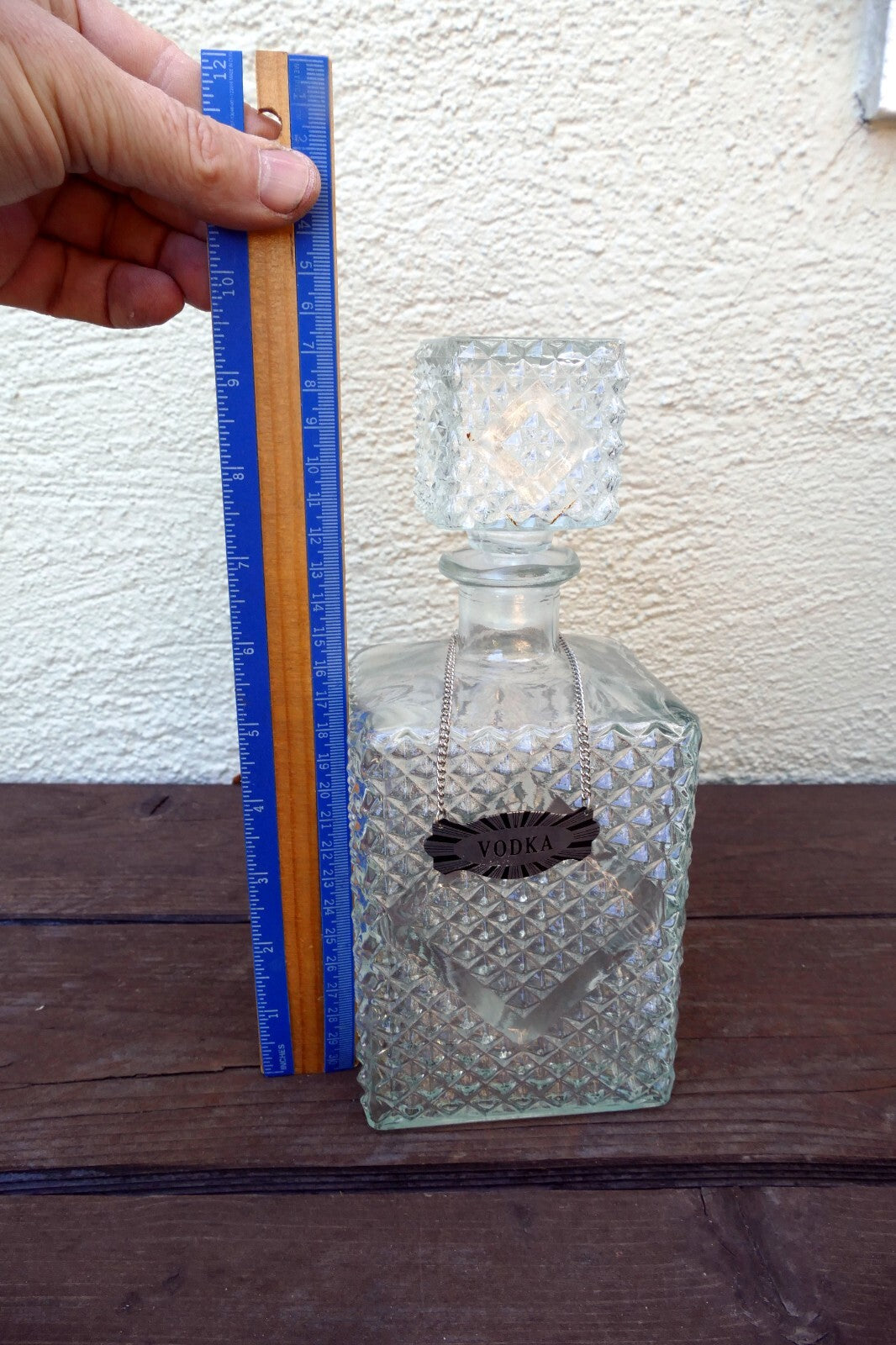 1 Litter Glass Decanter With Stopper 10" tall "Vodka" square