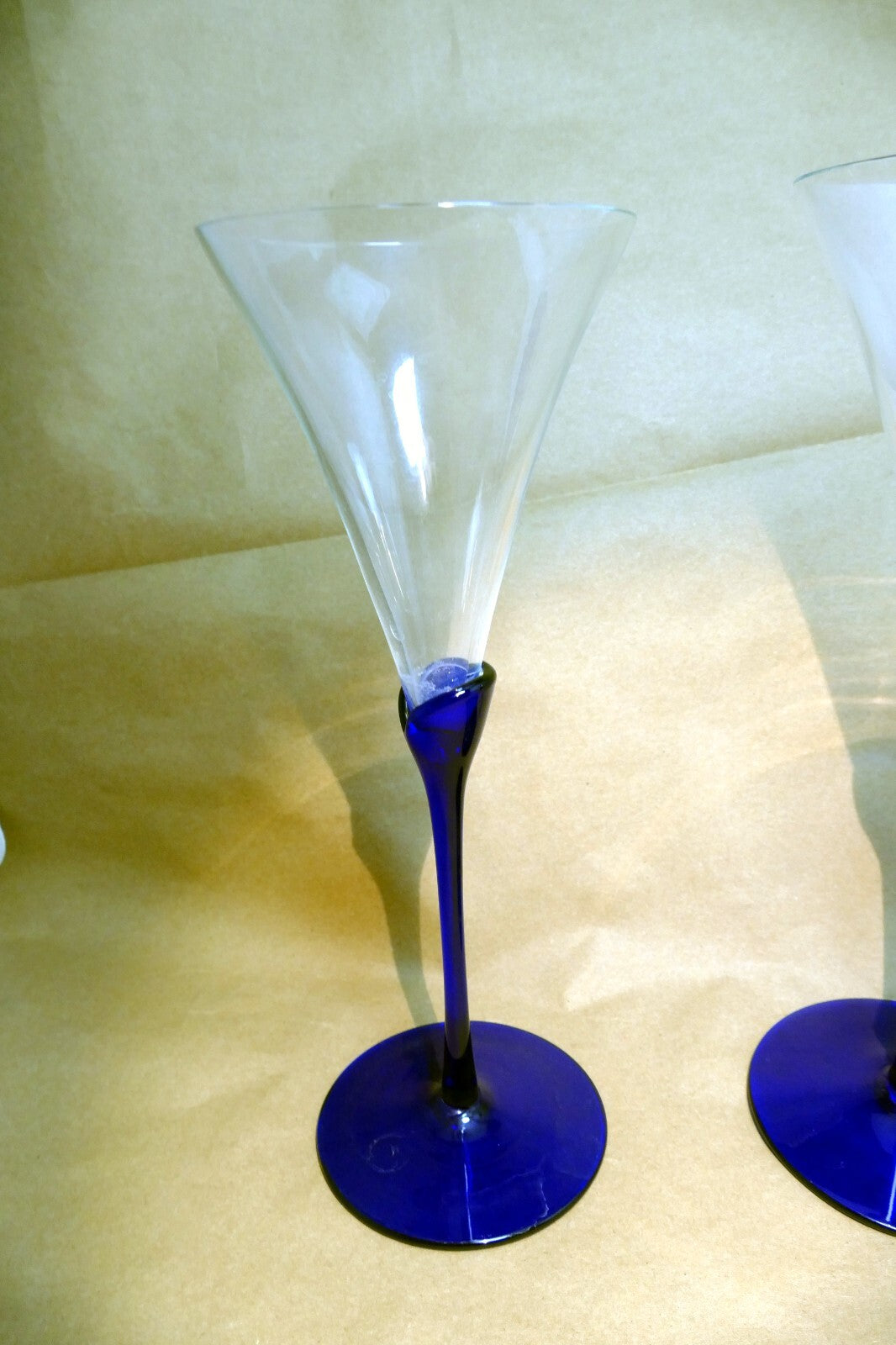 2 COLONY Glasses Flutes Wine Champagne Amaryllis Stem Cobalt Blue 9.6" tall set