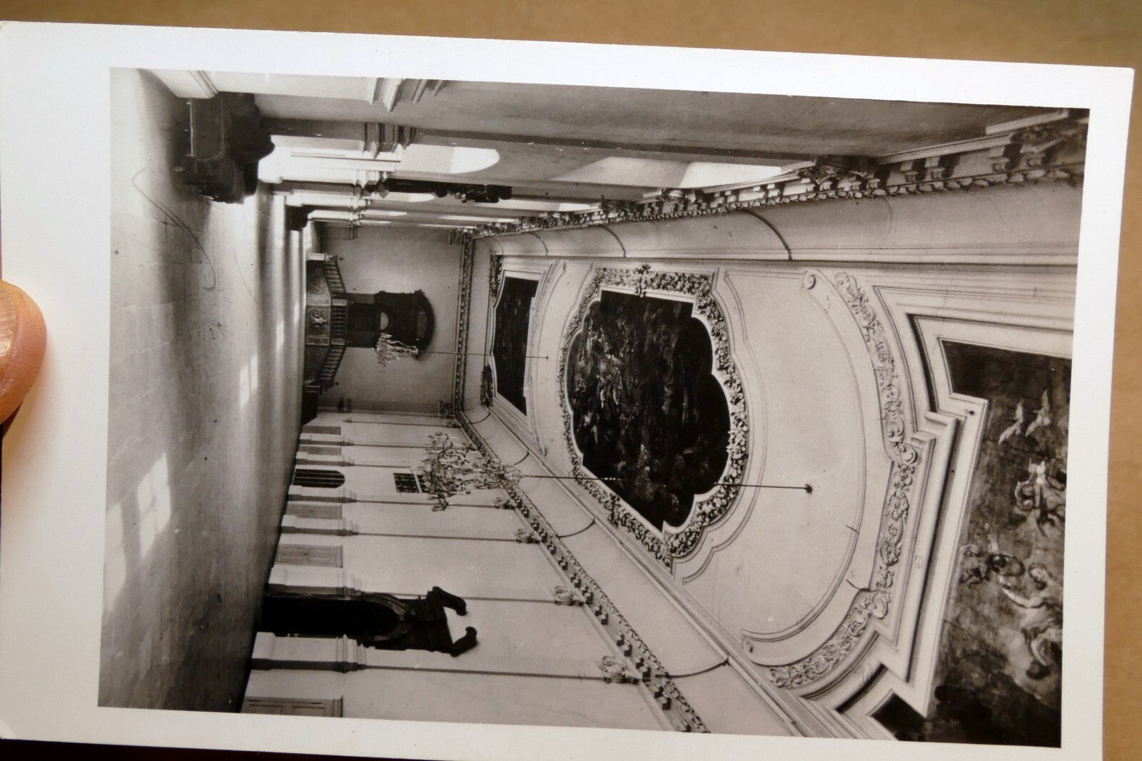 Wien - Schönbrunn Schloss Castle hallway postcard Austria 1930's  - unposted