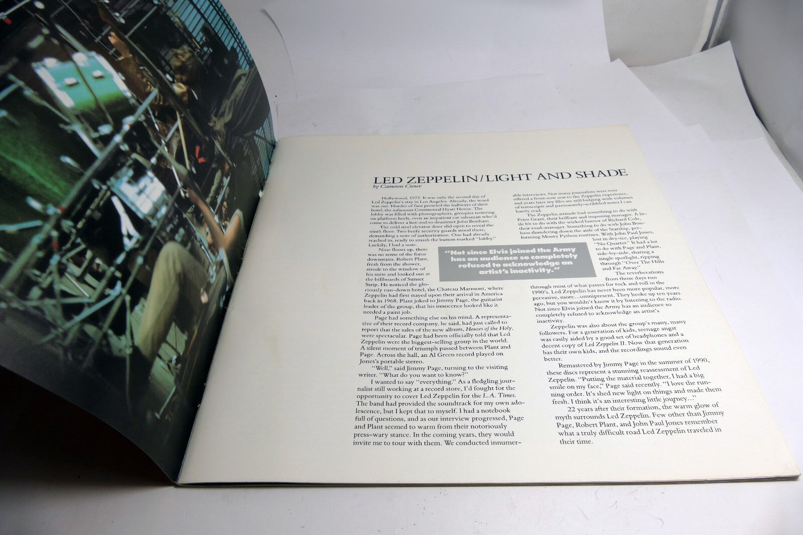Led Zeppelin  booklet  Inlay from LP 1990 82144  36 pages with fold out poster