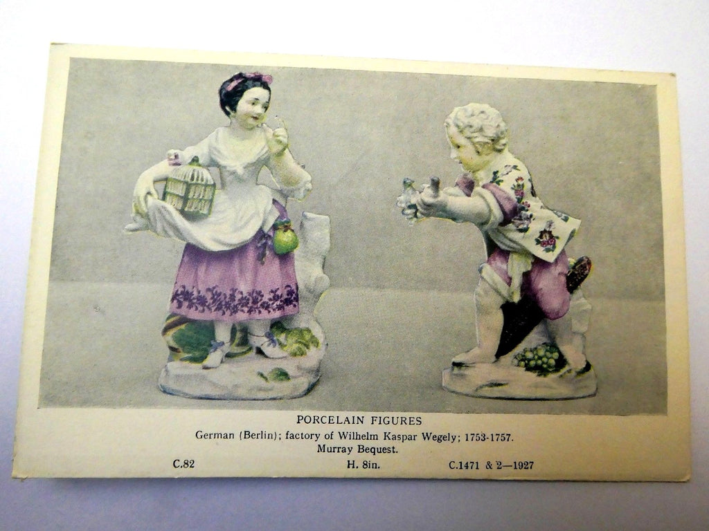 Post Card Porcelain Figures Berlin C.82 C1471-1927 Germany unused Unposted