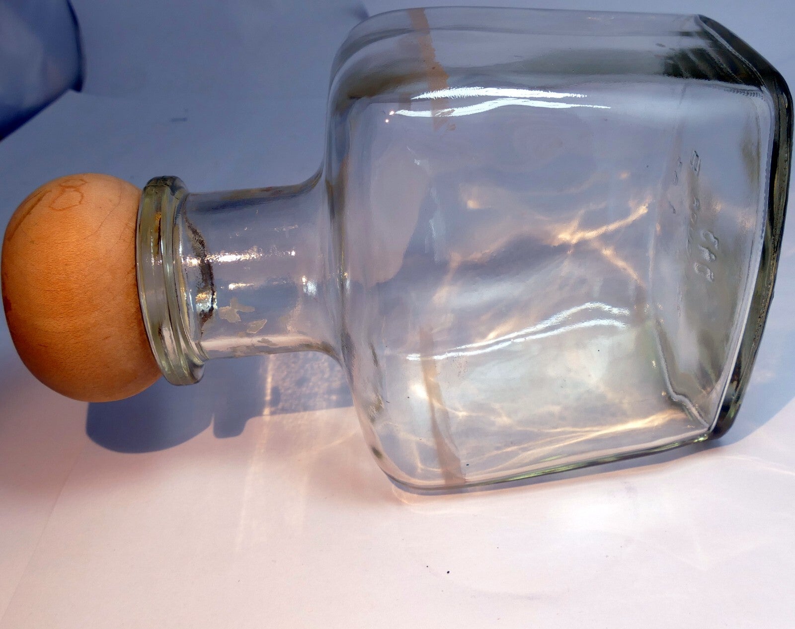 Glass bottle with wooden stopper clear 1 quart