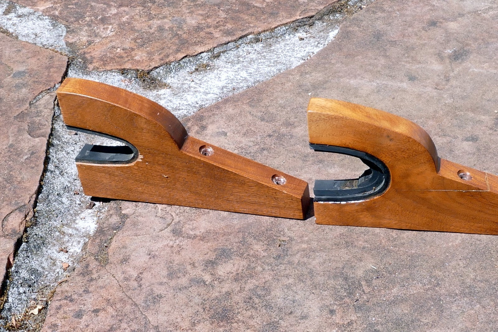 4 Rifle Gun Rack Wall Mount Wooden Shotgun Holder Gun Display Hanger Hand made