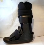 Ovation medical right short pneumatic air walker shoe boot brace size small kids