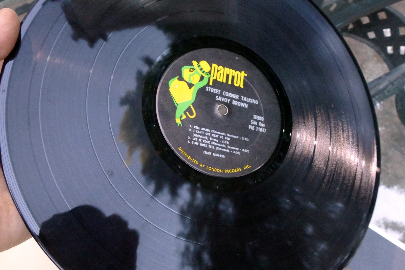 Savoy Brown Street Corner Talking USA 12” Vinyl Parrot – PAS-71047 SAHS-1600-TH