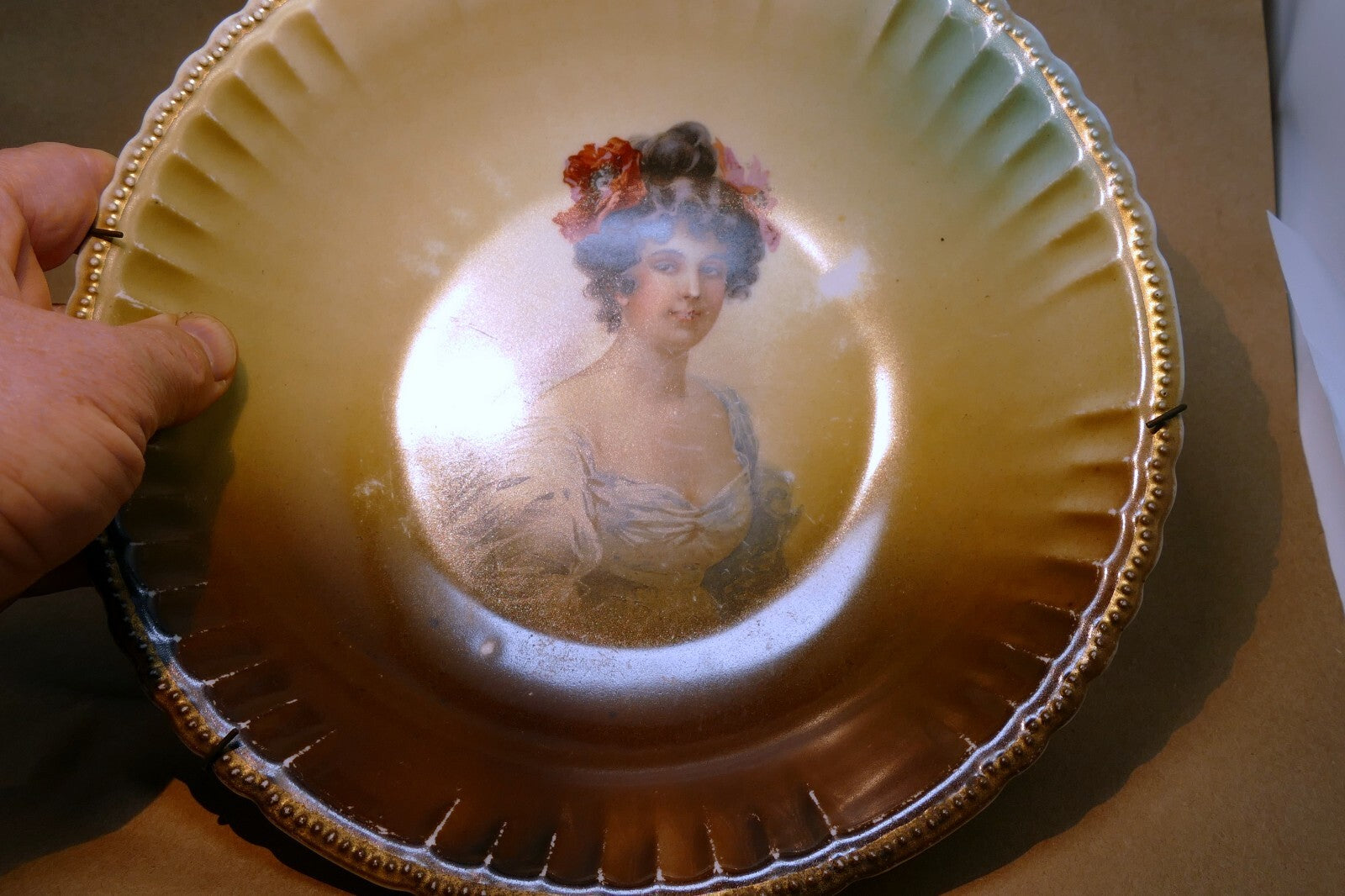 Victoria AUSTRIA HAND PAINTED, SIGNED PORTRET PLATE 9 1/2" Antique