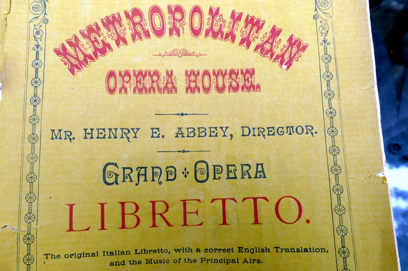 Metropolitan opera house grand opera libretto il trovatore verdi new york