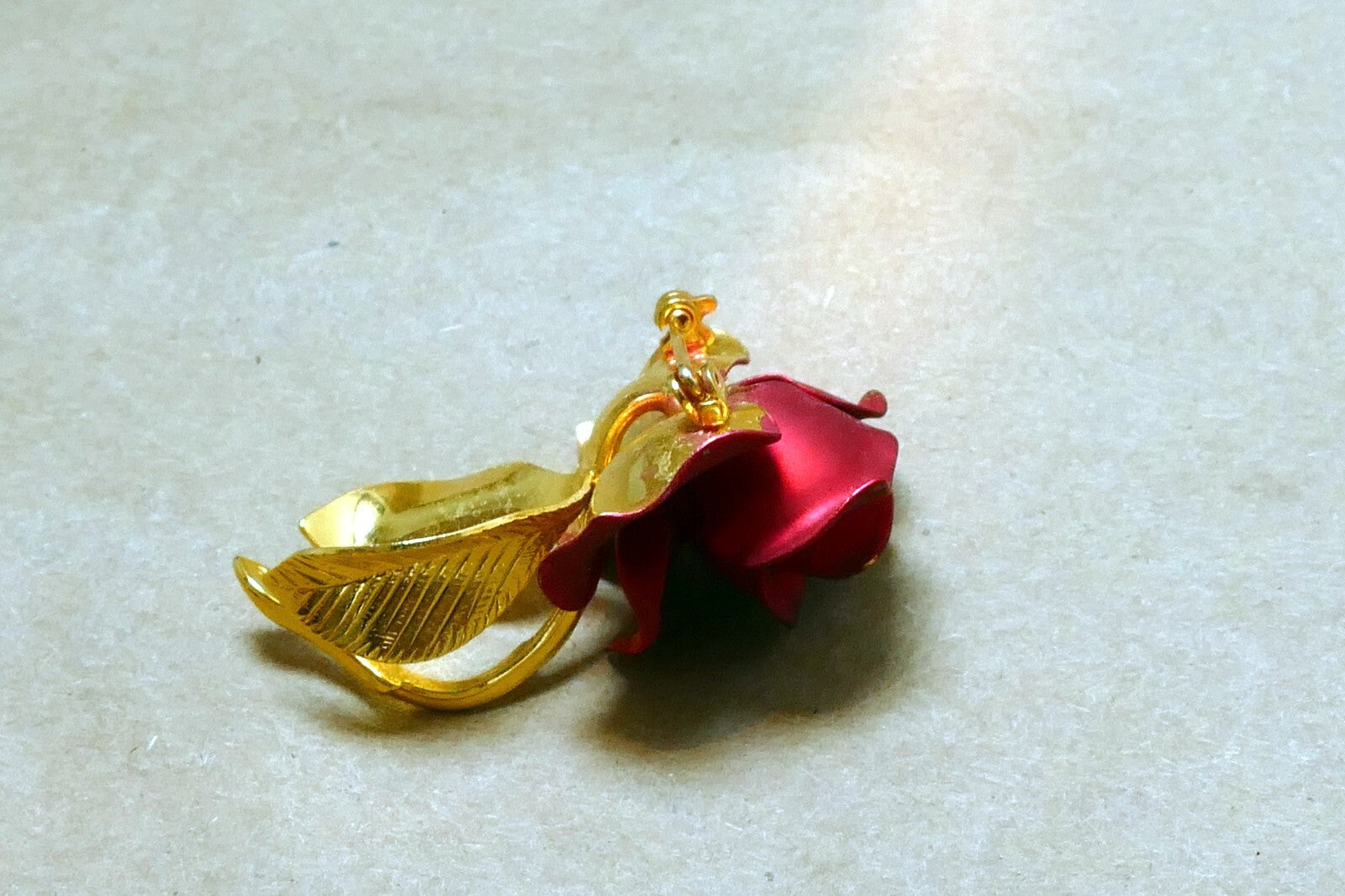 Vintage RED Rose Brooch Pin Brooch 2" long gold tone leaves