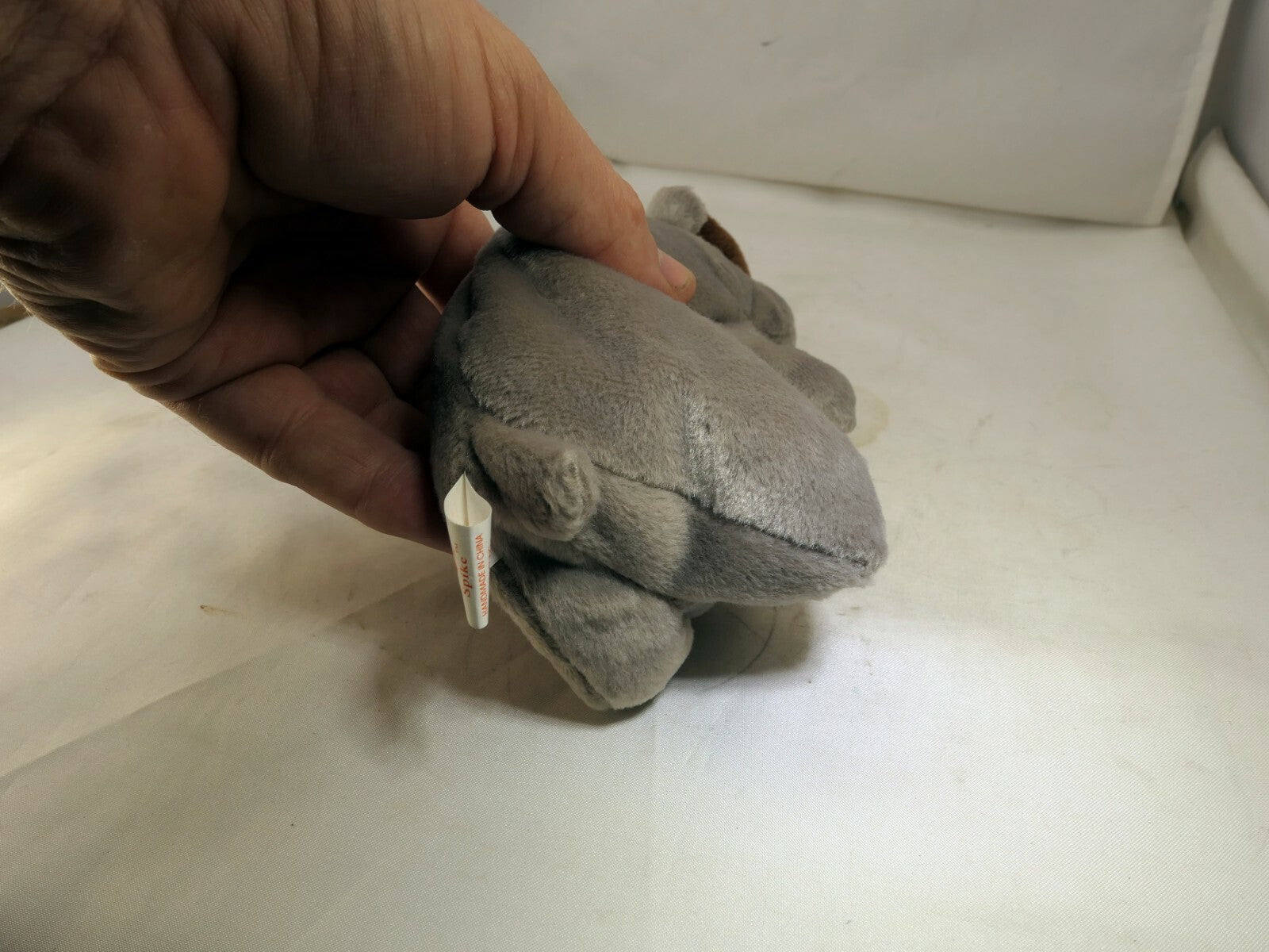 TY Beanie Baby Spike Gray Rhino Rare/Retired 1996 plush toy collection