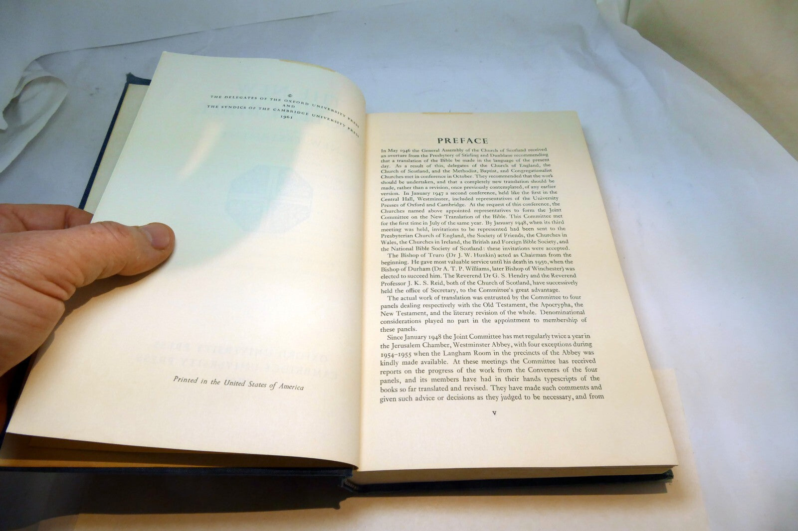 Holy Bible The New English Translation Bible New Testament 1961 Oxford Press