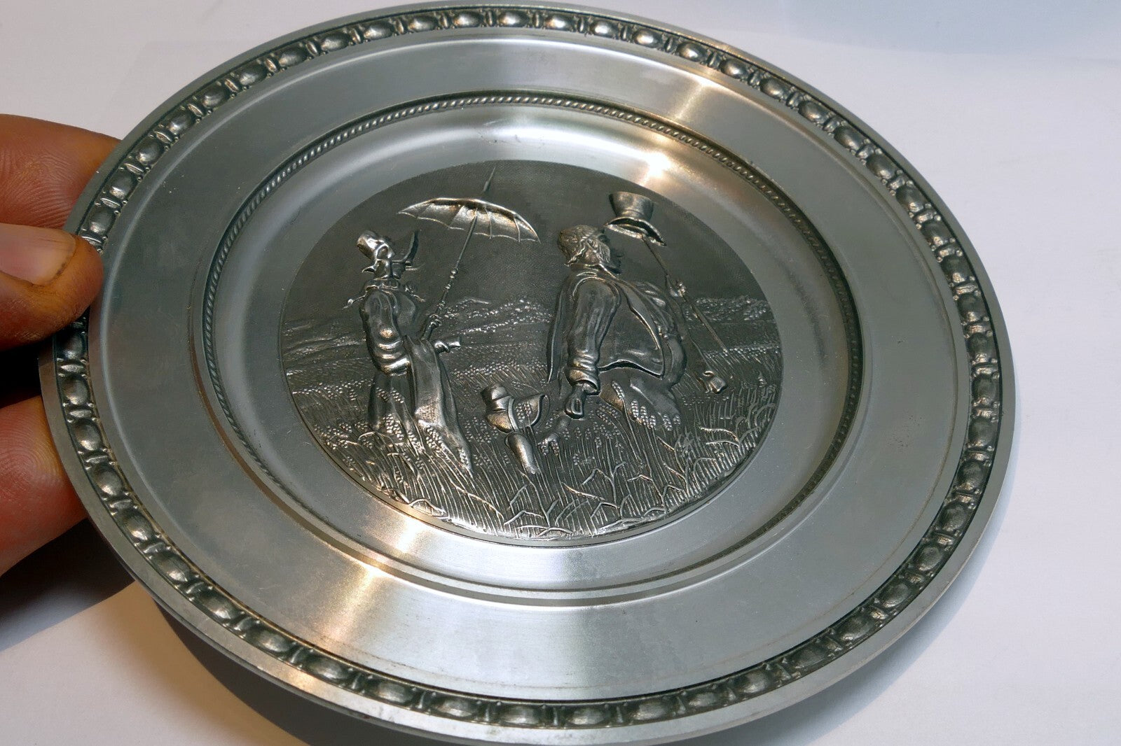 Zinn-Giesser-Innung 4 3/4” Pewter Handwerks Plate Siegel wall hanging  family