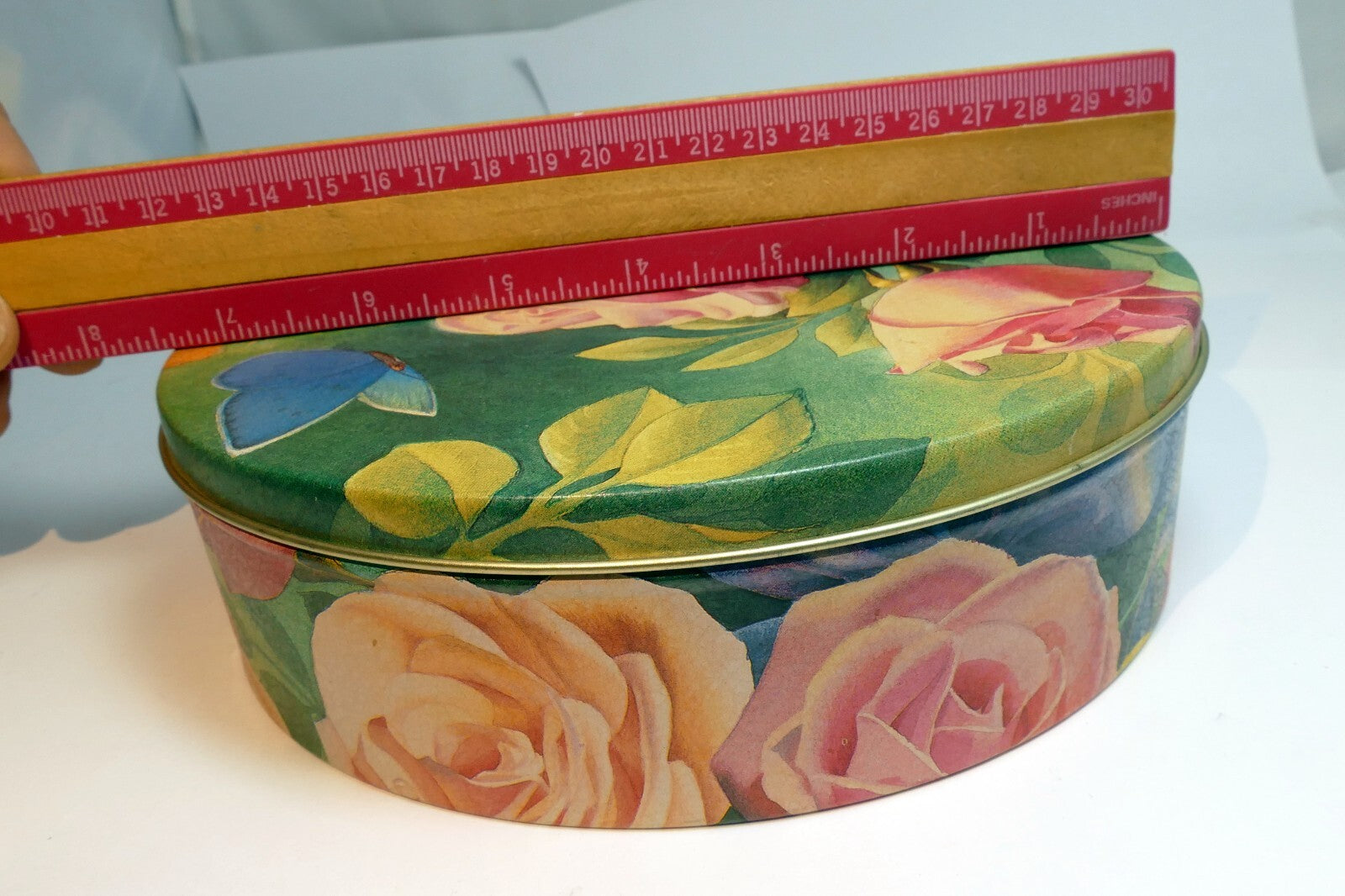 Metal Empty Tin/Container Oval 6X7" roses floral design cookie biscuit