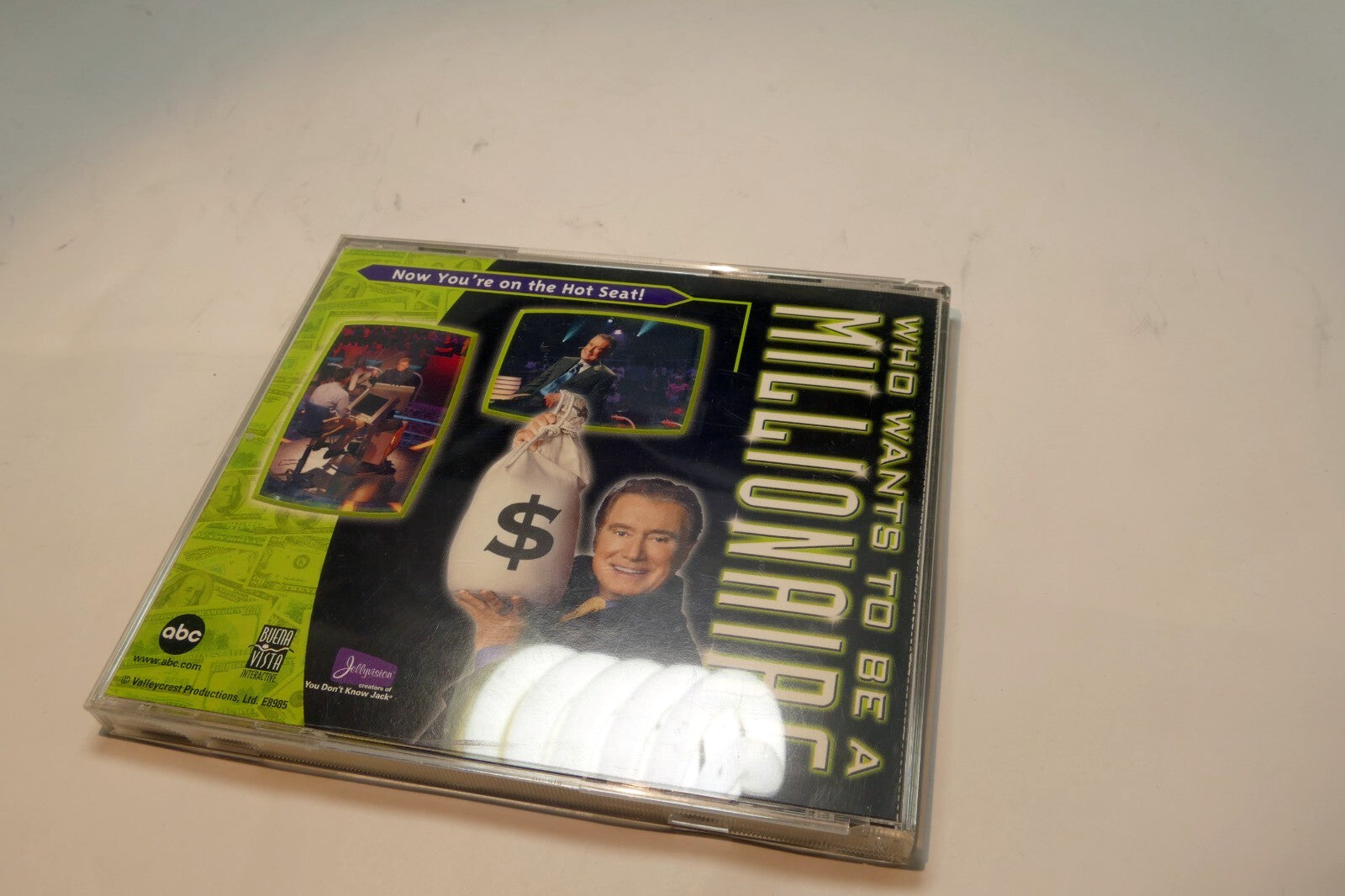 Who Wants to be a Millionaire CD ROM PC Interactive Regis Windows 95 98