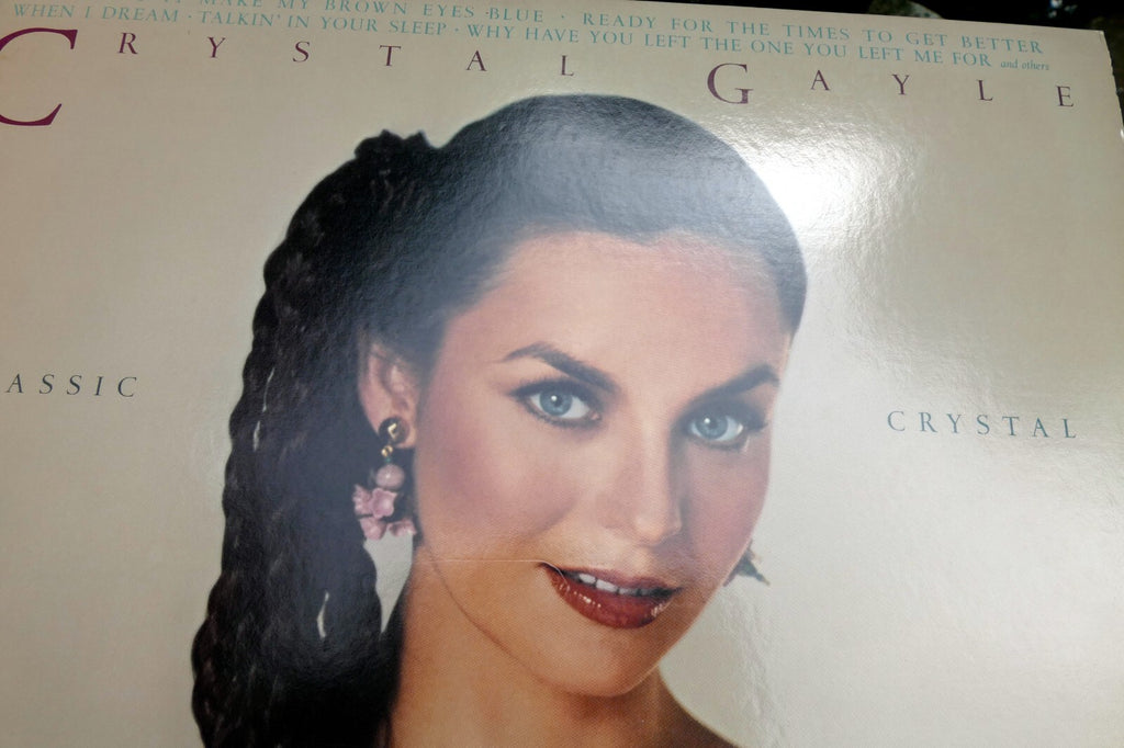 Crystal gayle classics loo 982 lp vinyl record united artists
