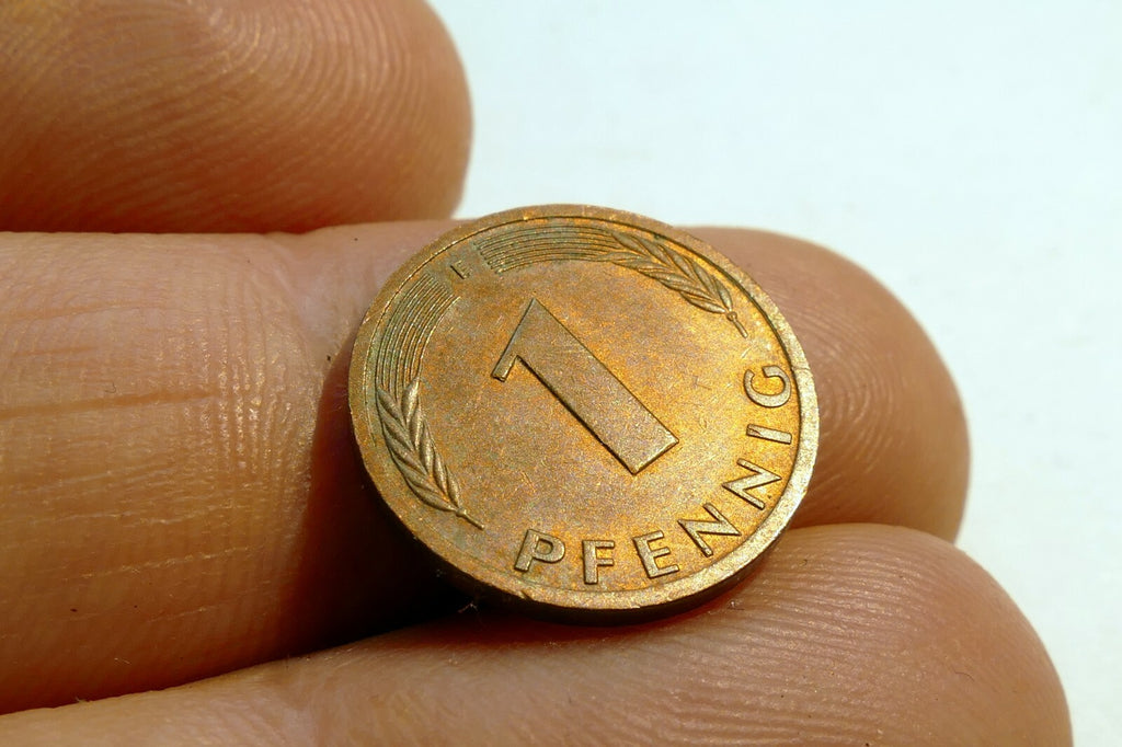 1 Pfennig coin  1984 GERMANY - FEDERAL REPUBLIC with Oak Leaf