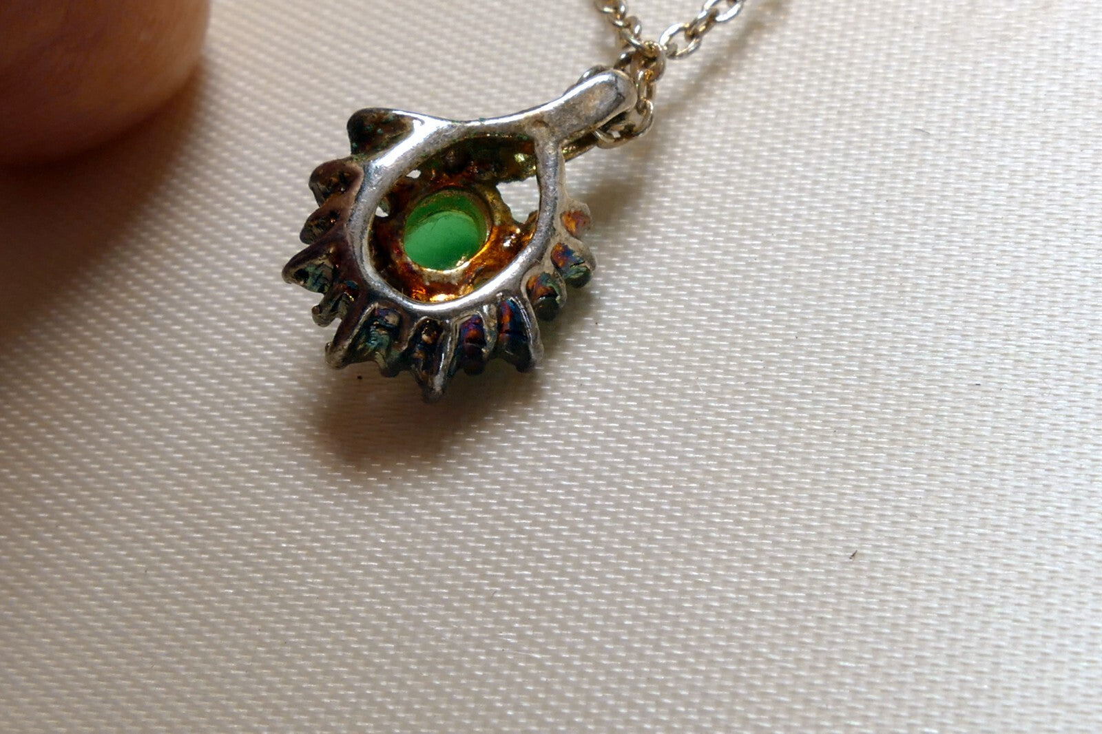 VINTAGE Jennifer Moore Green Pendant Ear Ring Set vintage