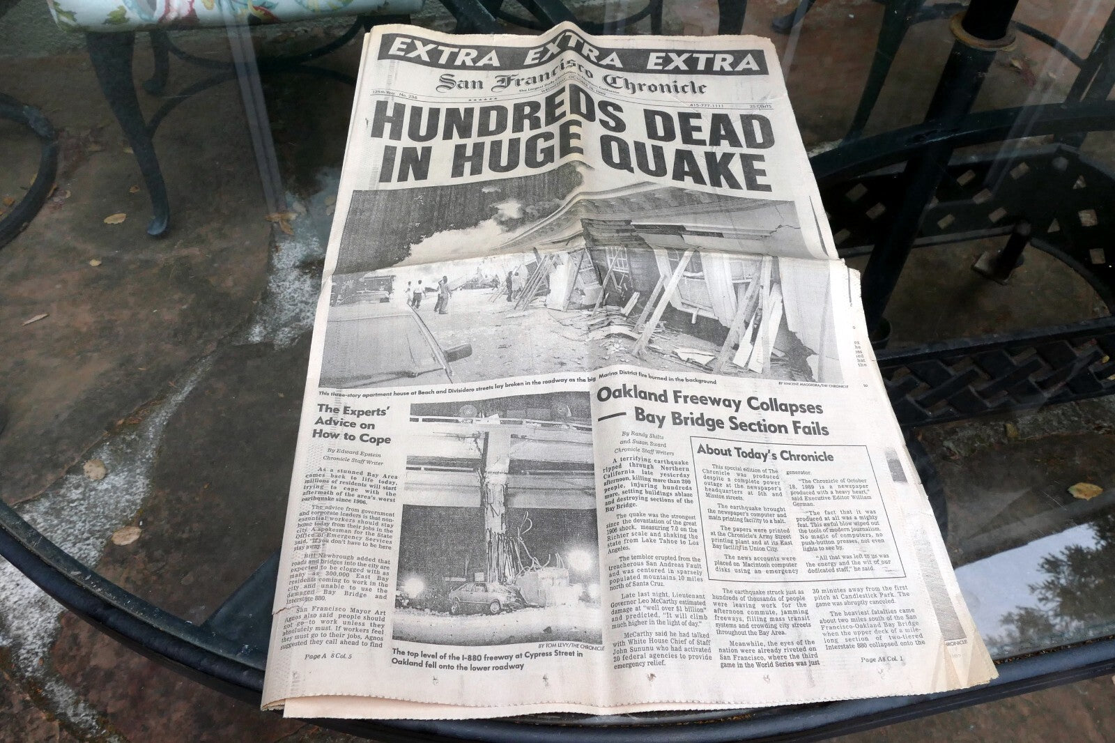 1989 San Francisco Chronicle Earthquake Oct. 18th EXTRA EXTRA -  Hundreds dead