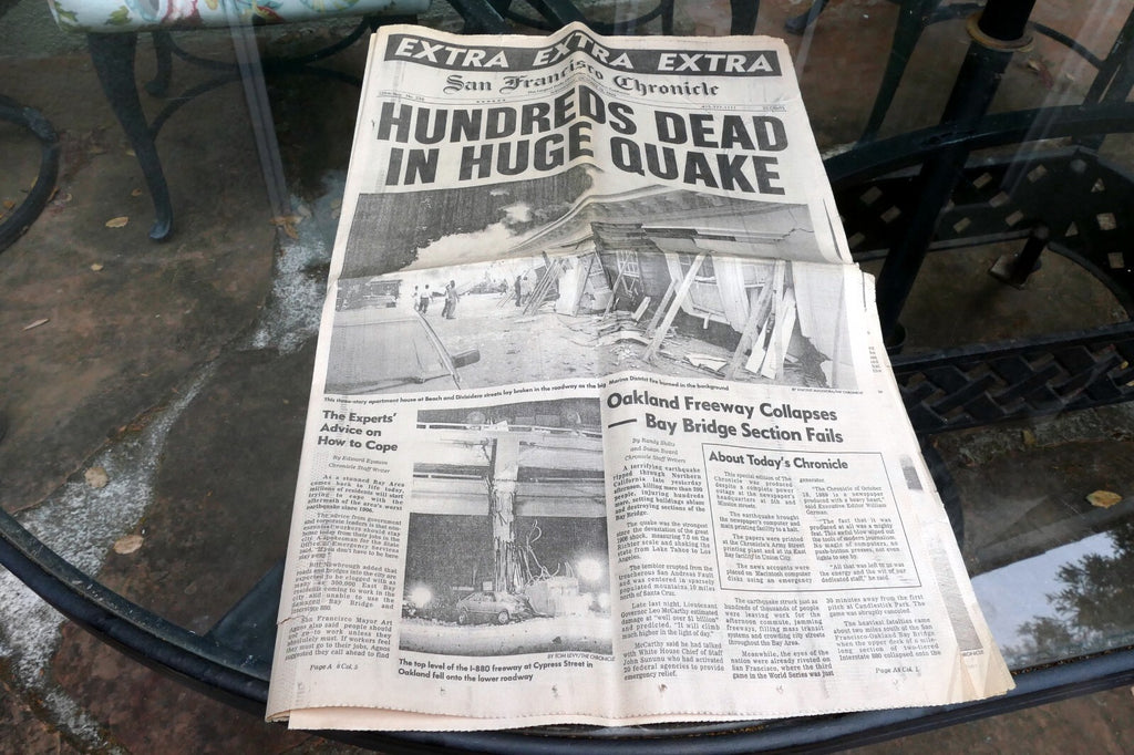 1989 San Francisco Chronicle Earthquake Oct. 18th EXTRA EXTRA -  Hundreds dead
