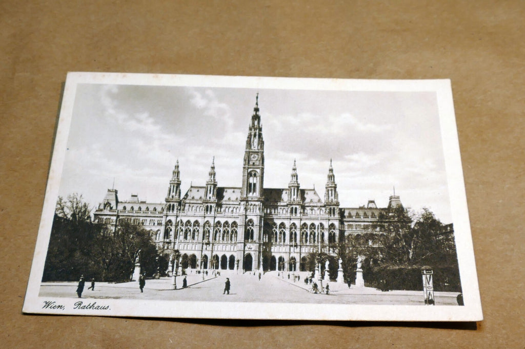 Vienna Town Hall Rathaus 1930's postcard Austria - unposted