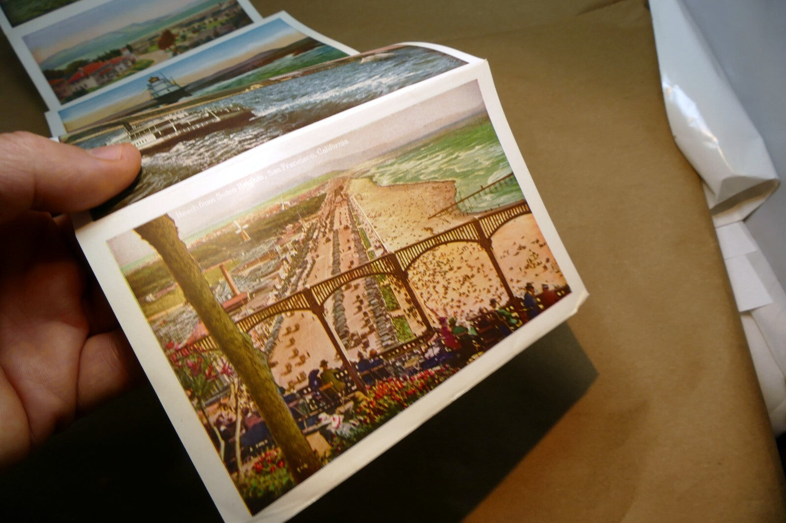 1924 SAN FRANCISCO GOLDEN GATE souvenir POSTCARD color book