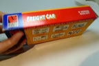 Life Like Linde Union Carbide Box Car 8475 HO Scale