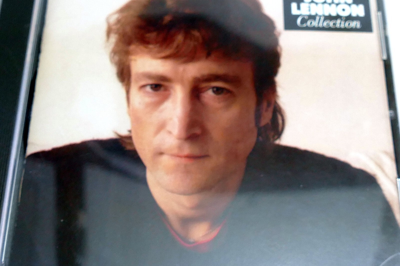 Cover art only cdp 7 91516 2 john lennon collection capitol   (no cd included)