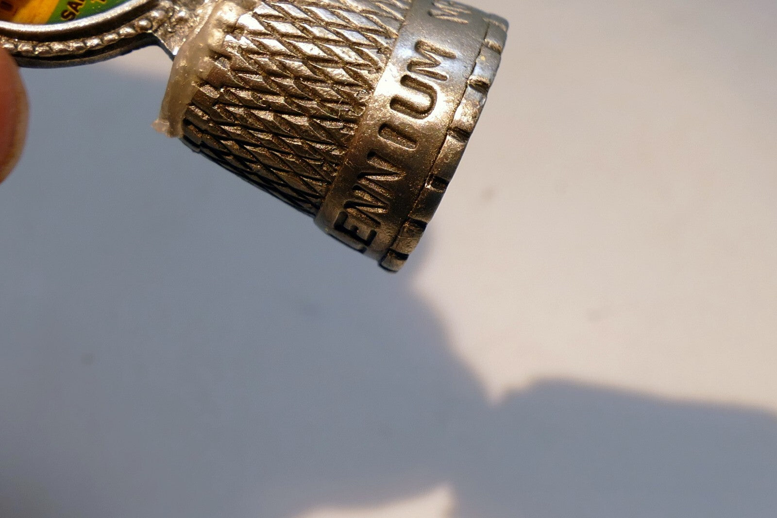 Thimble Souvenir Hand Crafted The Alamo 2000 Millennium Texas US metal