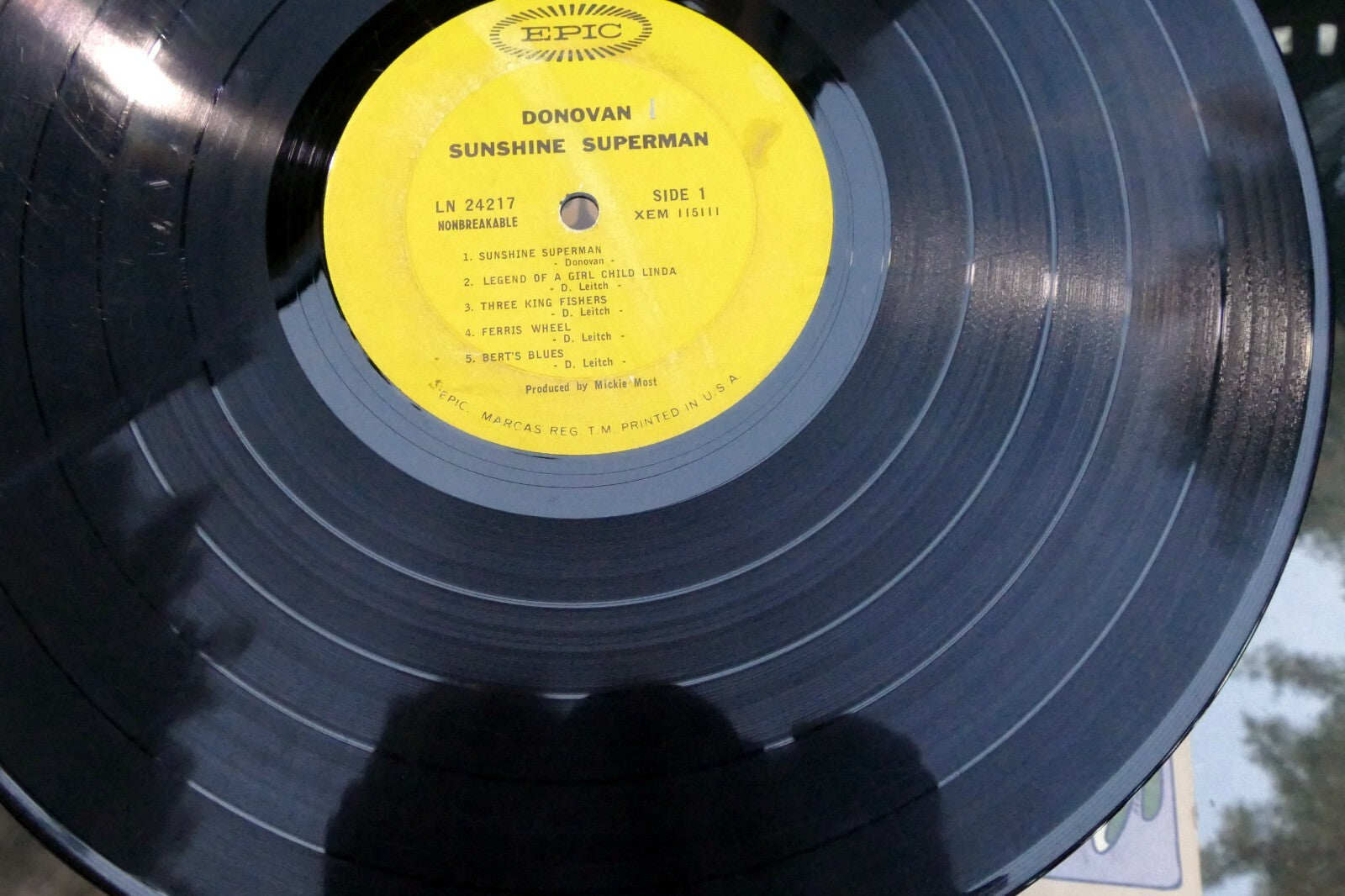 DONOVAN SUNSHIME SUPERMAN EPIC LN 24217 MONO  LP  - poor condition