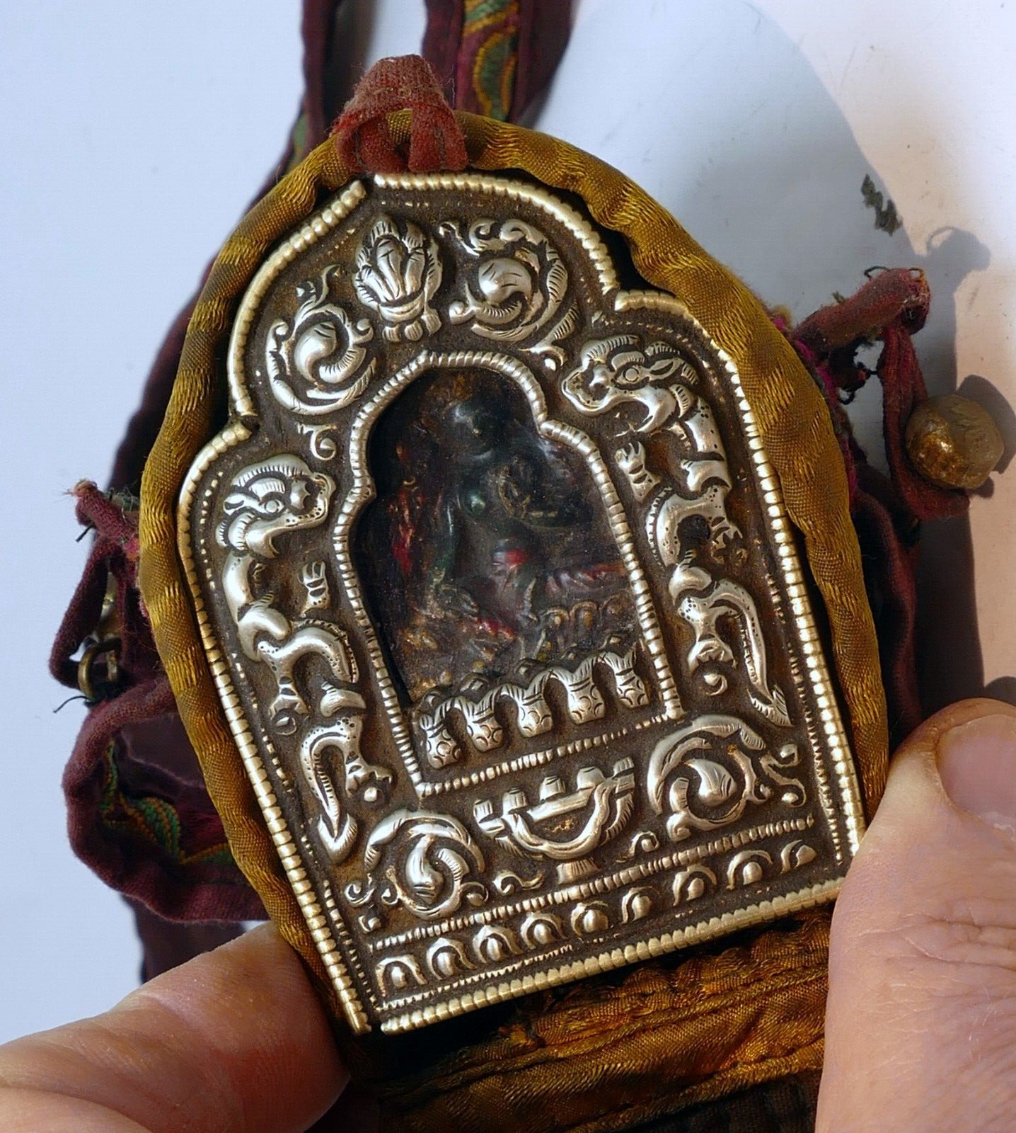 Tibet tibetan silver dragon shakyamuni statue tibetan shrine bag wall hanging