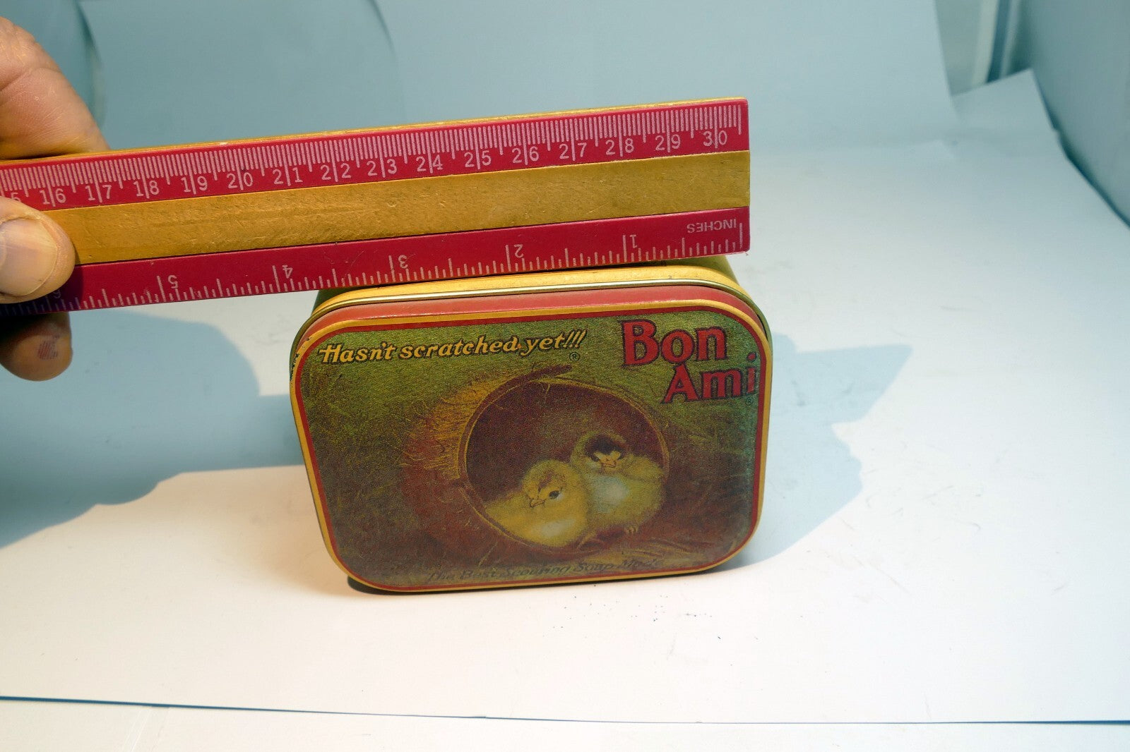 BON AMI SOAP Tin Bristol Ware 1983 Baby Chickens metal empty container 4"