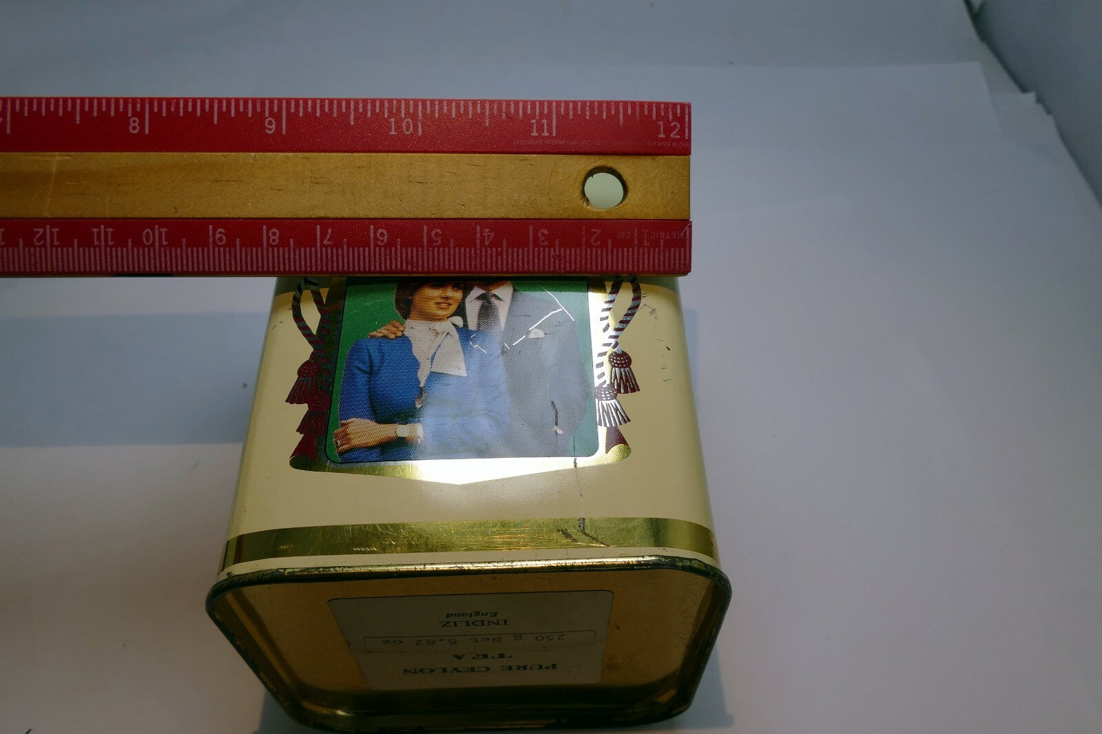 Royal Marriage Celebration Souvenir Tin 1981 Prince Wales & Lady Diana Spencer