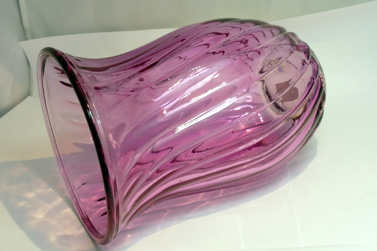 Pink Ribbed Vase Glass 8" high Valentines day 1 800 Flowers