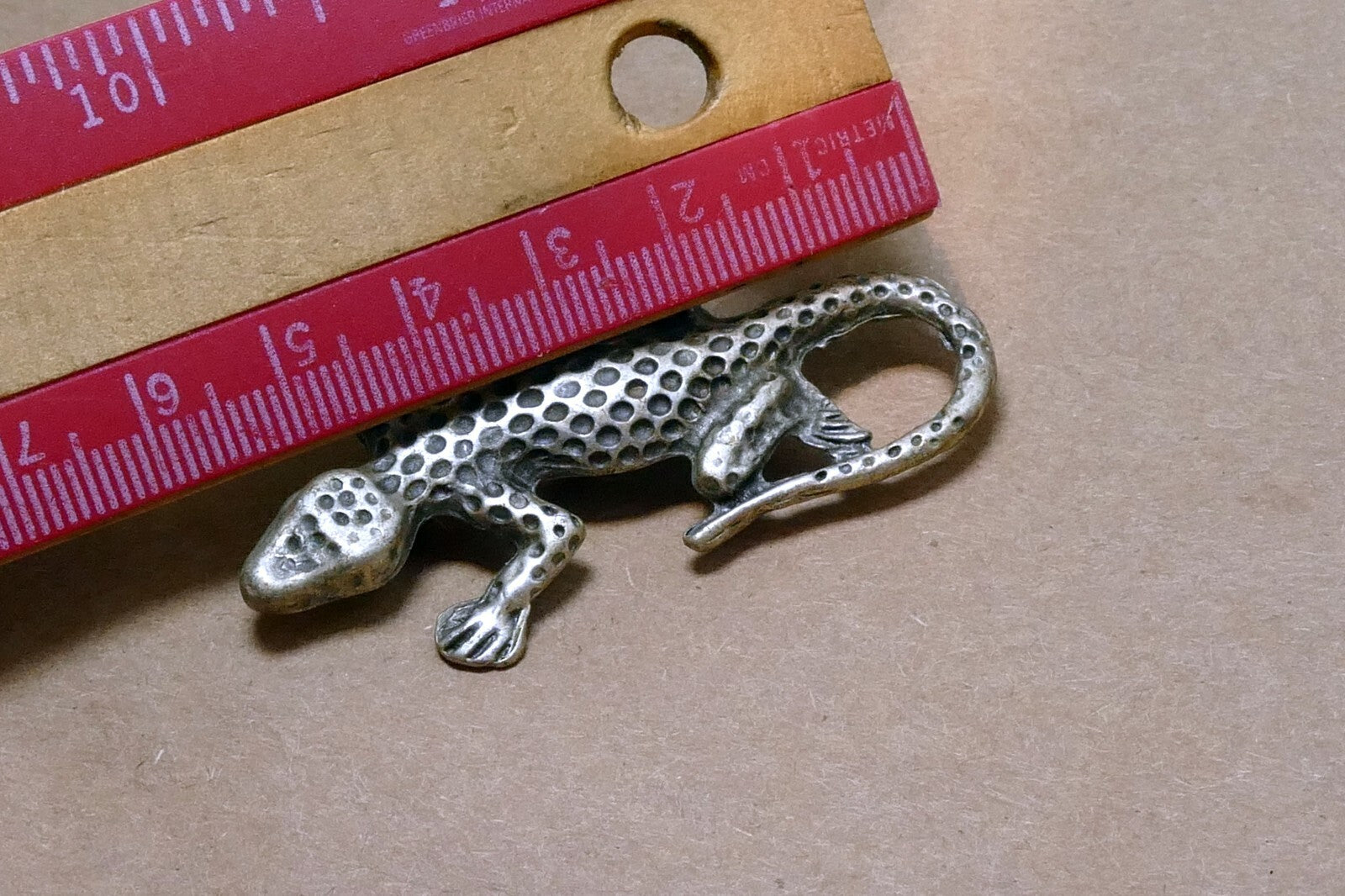 Vintage Lizard Brooch Pin Brooch Silver Tone 6cm long