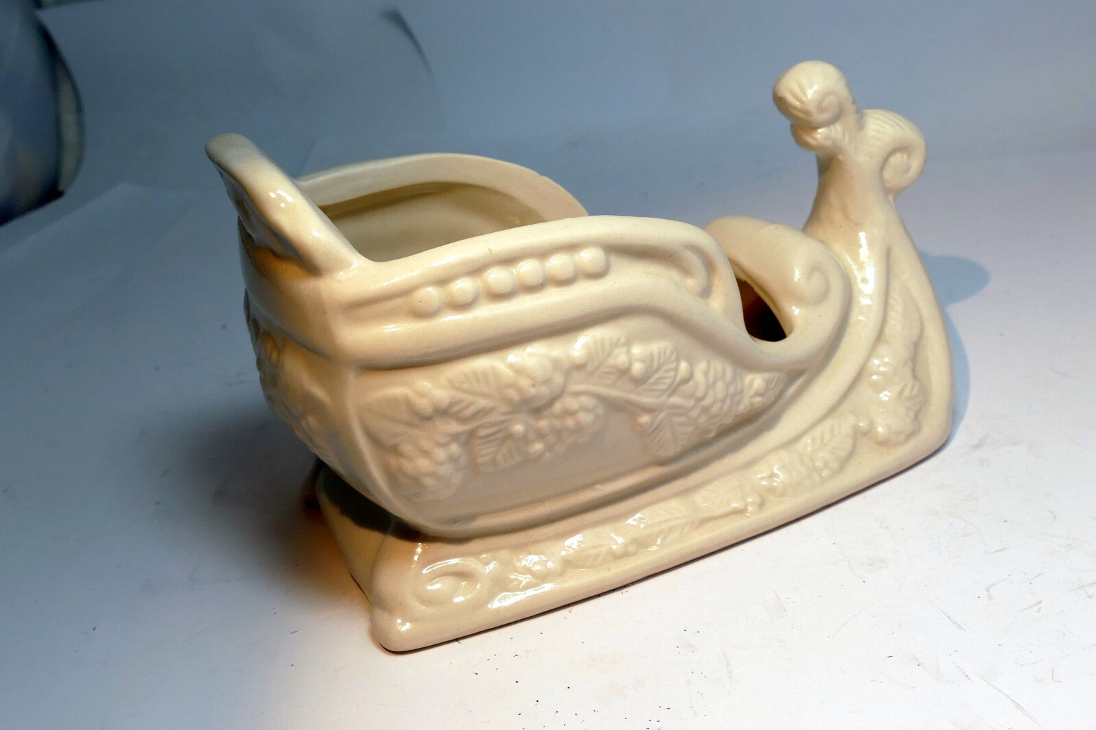 Vintage Porcelain Santa Claus Christmas Sleigh 6