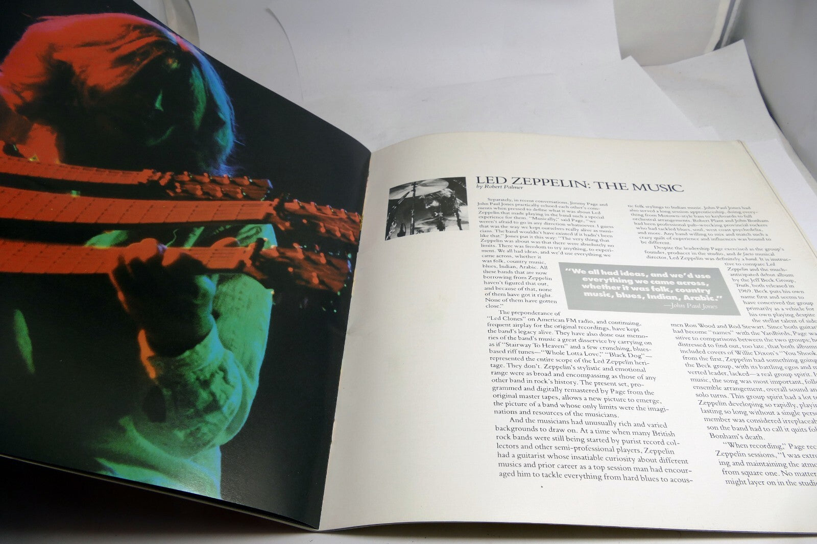 Led Zeppelin  booklet  Inlay from LP 1990 82144  36 pages with fold out poster