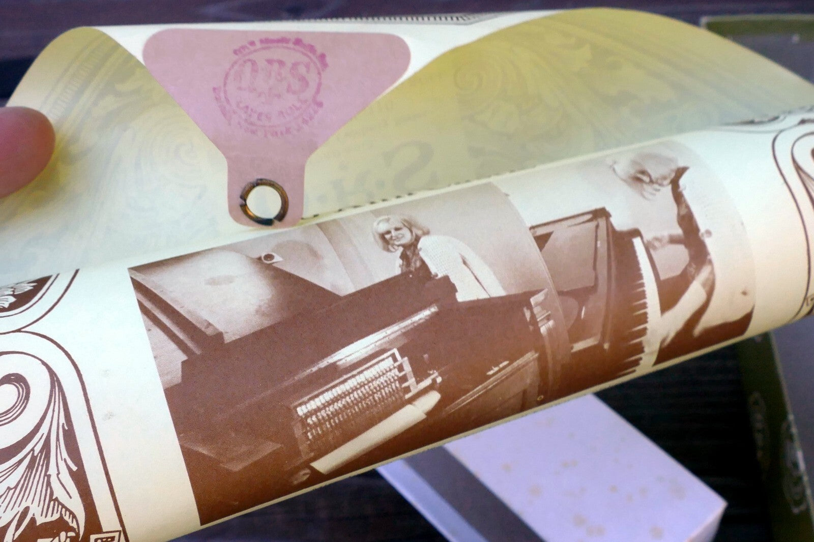 QRS Celebrity Series CEL-110 Old Piano Roll Blues