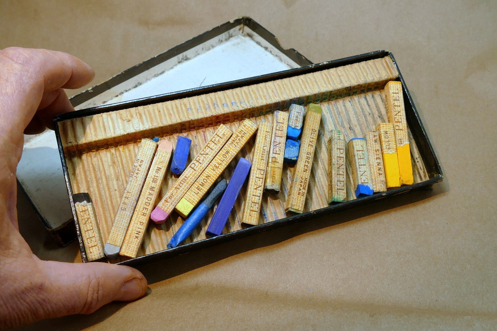 Vintage Pentel Oil Pastels Taiwan