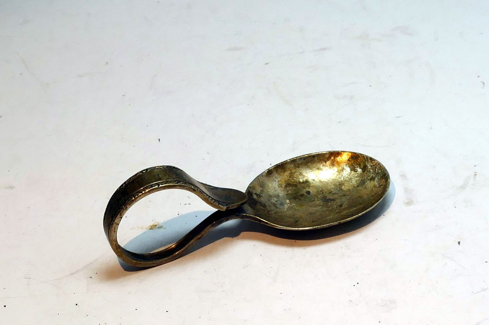 Souvenir Looped Handle Baby Or Tasting Spoon Vintage silver plate curved metal