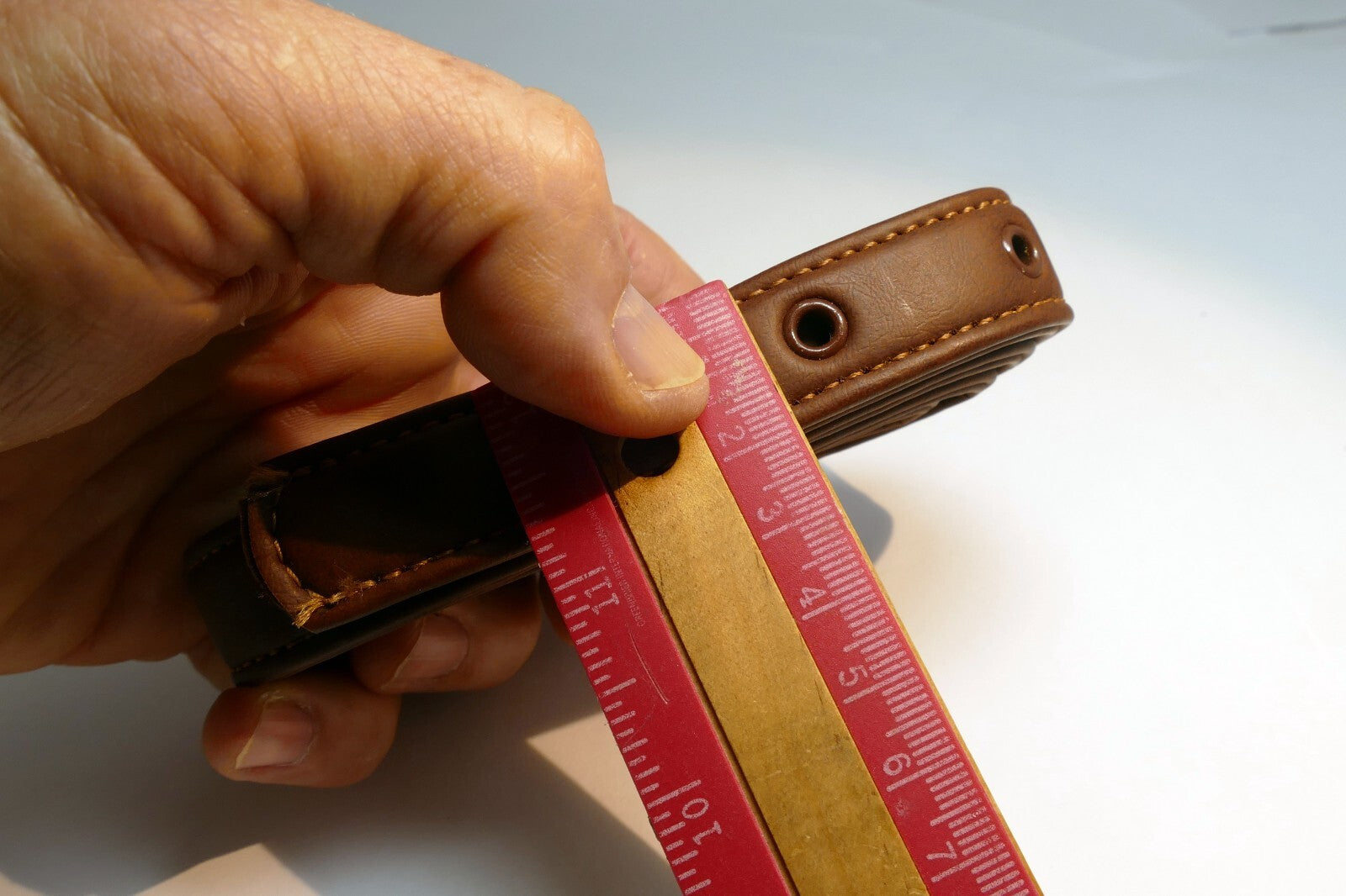 34" long 3/4" wide belt  vintage small faux leather
