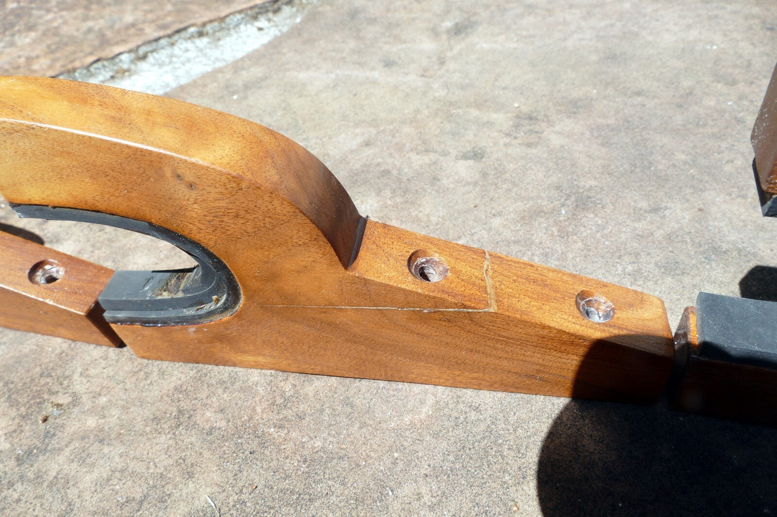 4 Rifle Gun Rack Wall Mount Wooden Shotgun Holder Gun Display Hanger Hand made