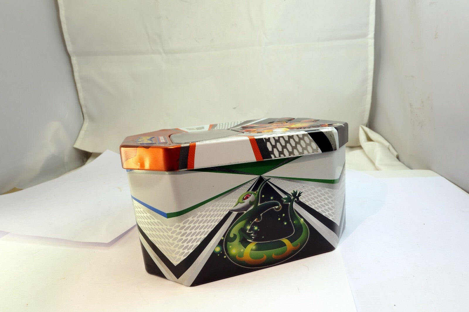 POKEMON TIN CASE BOX TCG metal  evolve battle action