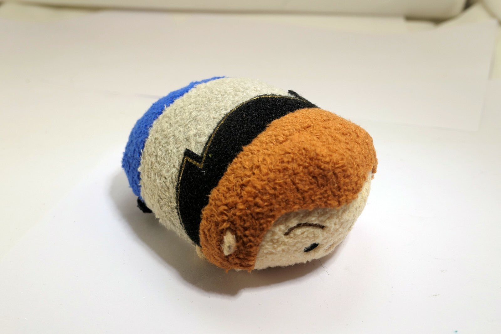 Disney Tsum Tsum Series  15159 frozen plush toy 4"