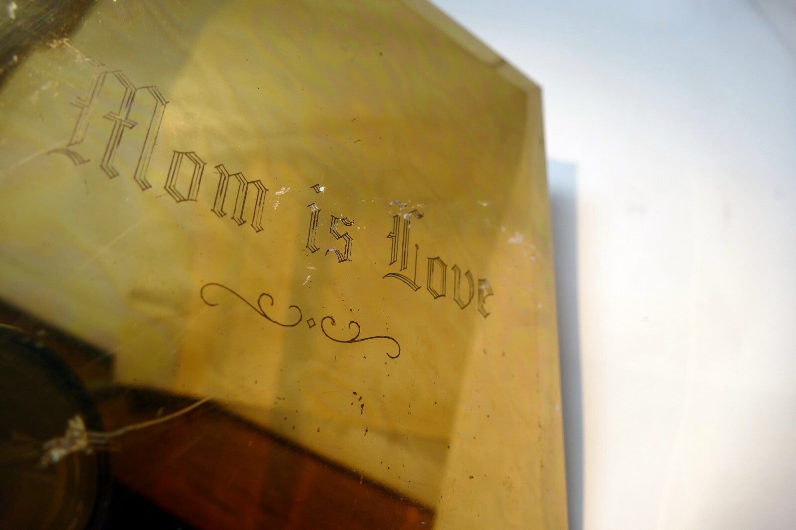 Mom is Love Photo Album - 4" x 6" Photo Frame gold tone metal Make Memories