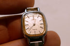 Ladies Lorus V236-5040 Silver Tone Quartz Watch - - NOT WORKING Parts / Repair